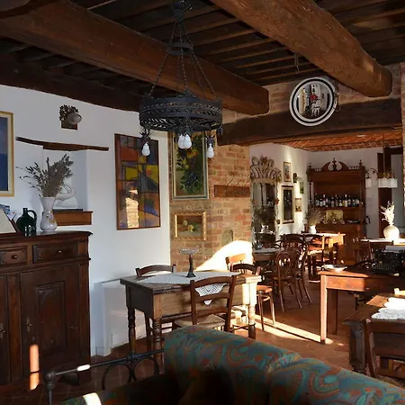 La Corte Di Gerardo Tonco